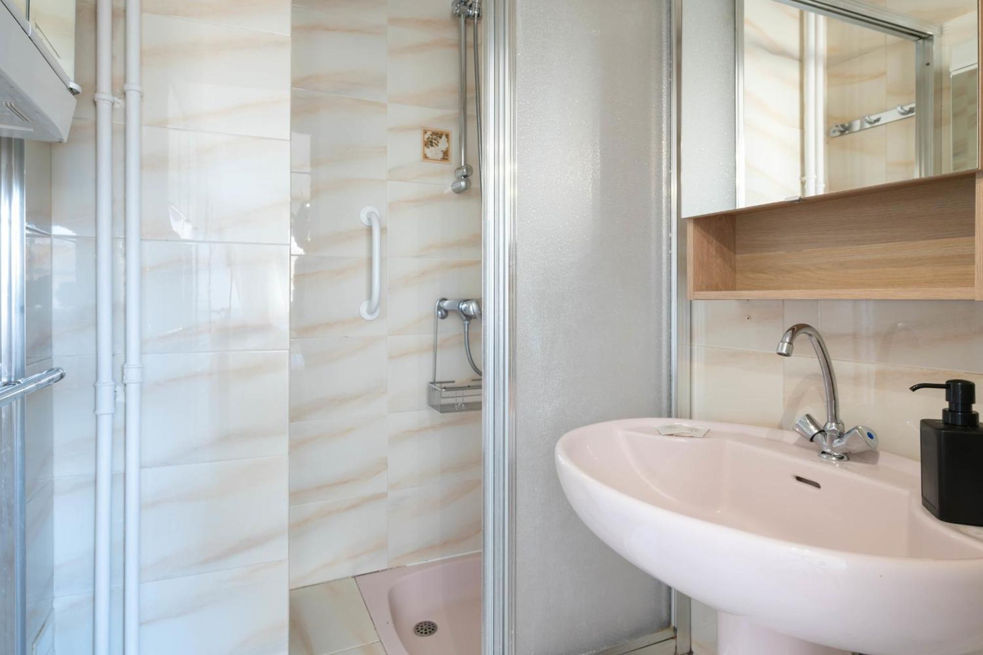 Apartamento Spacious 2-br Walk To & Center Cannes